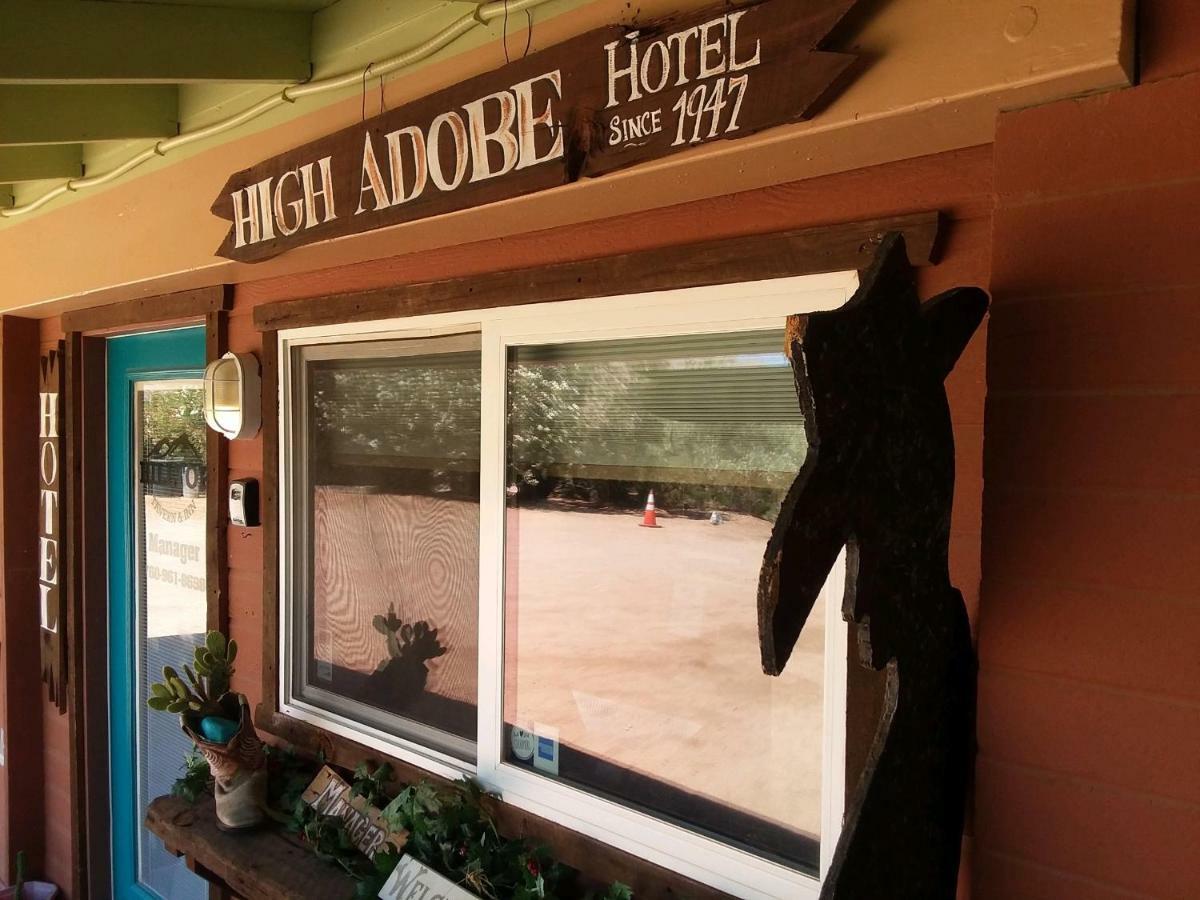 Hilltop Tavern And Inn Apple Valley Exterior foto
